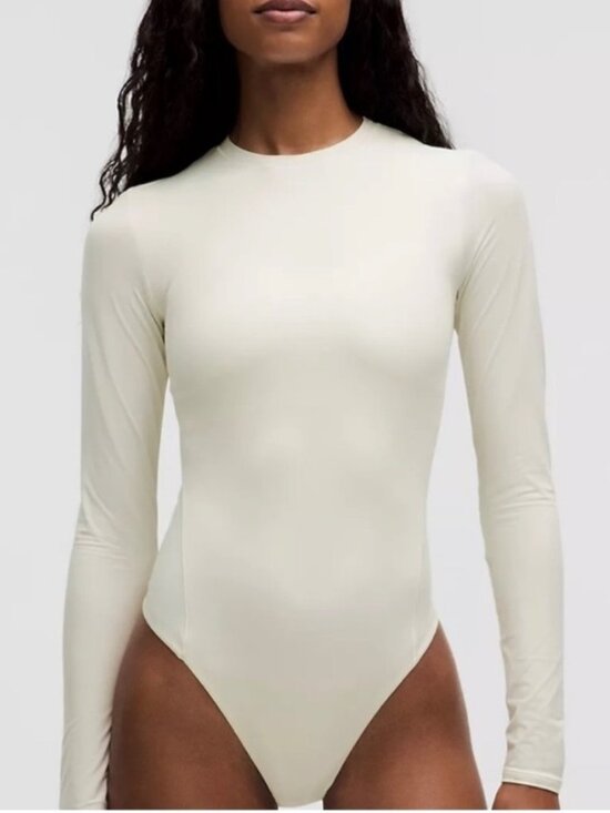 lululemon athletica Tops - Lululemon Wundermost Crewneck Long Sleeve Bodysuit Small Bone Nulu Clean Girl S
